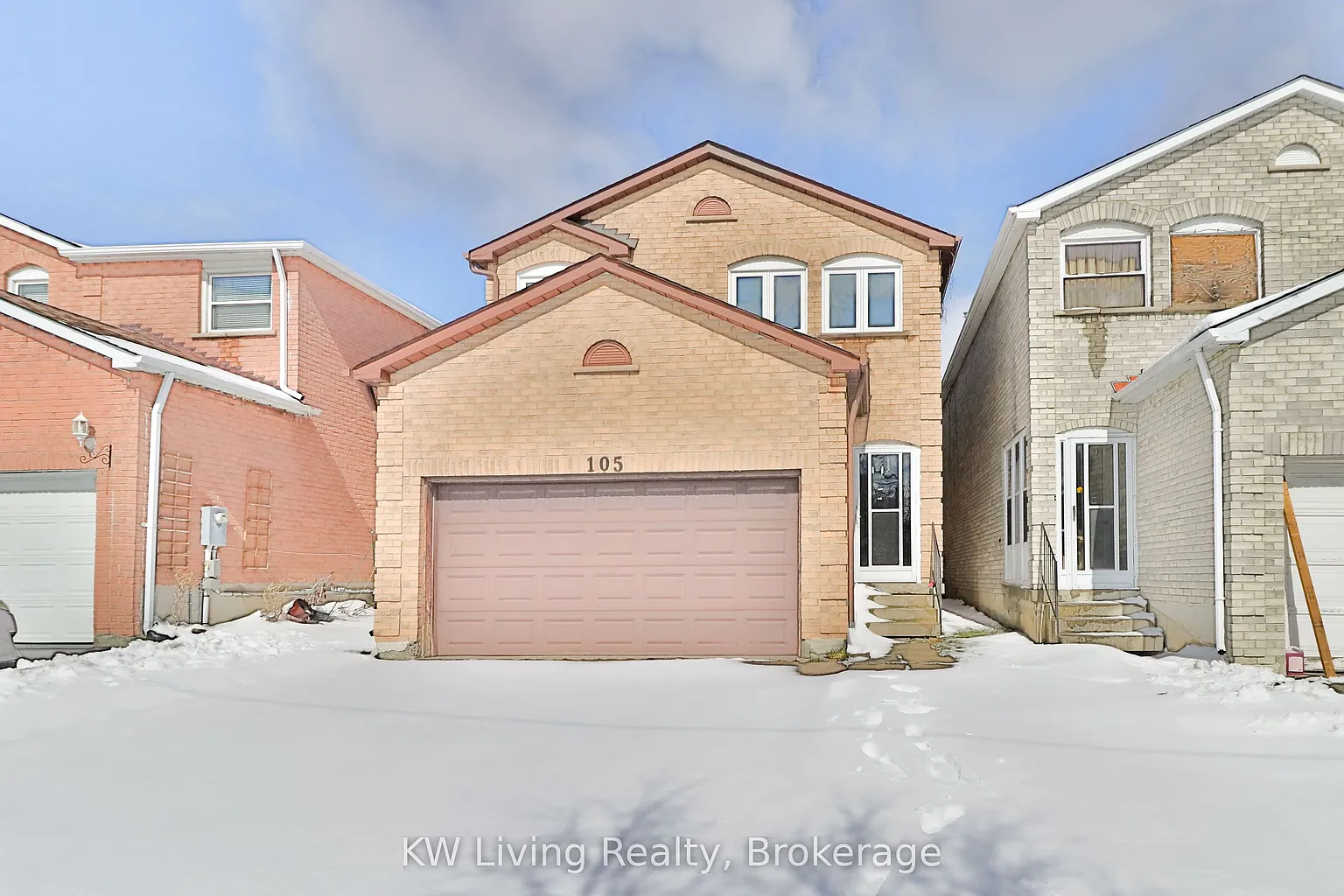 105 Chloe Cres photo 1