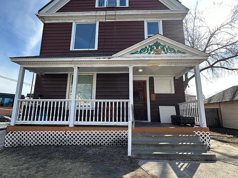 1515 E 19th St #3 — Photo 9
