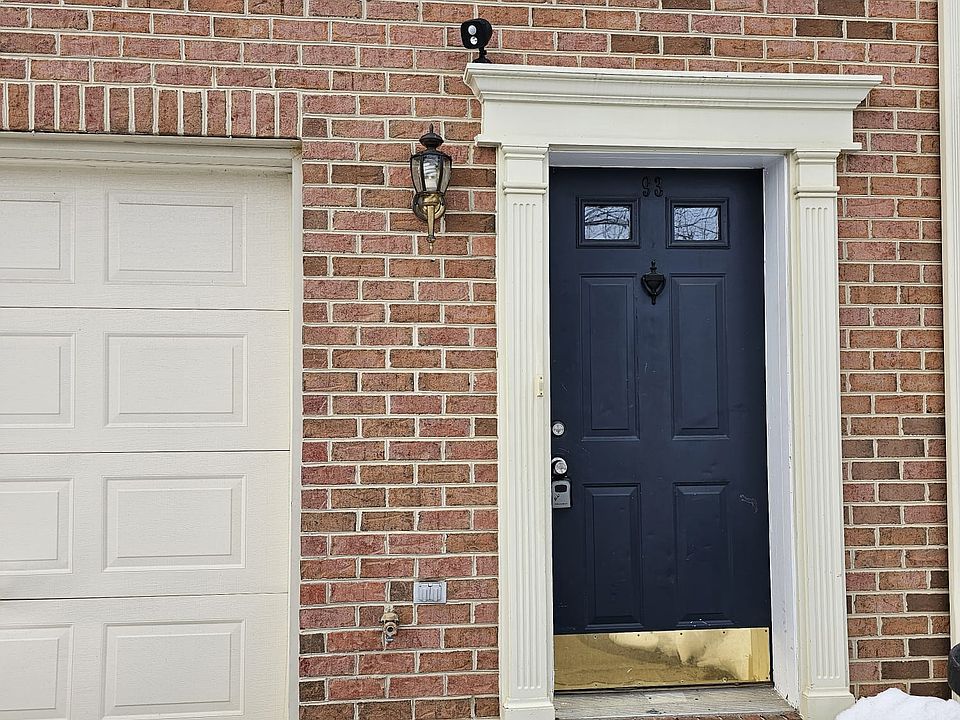 1st image of 93 Effie Ln