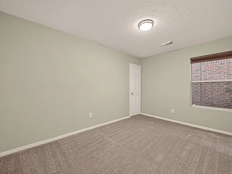12135 English Brook Cir — Photo 21