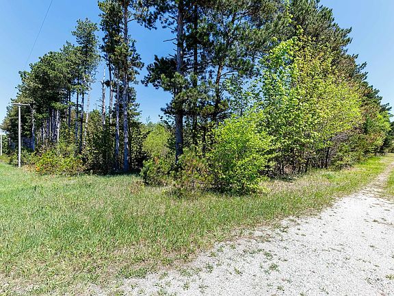 5th image of 3219 Nugent Rd
