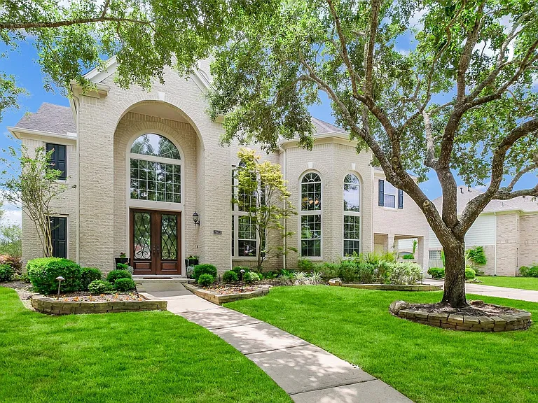 2603 Little Lake Ct — Photo 1