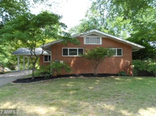 3410 Park Hill Pl, Fairfax, VA 22030