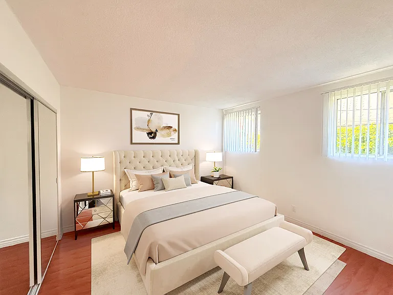 1376 N. Serrano Avenue — Photo 3