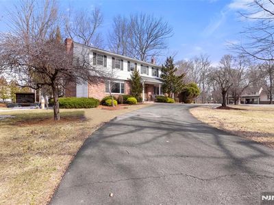 830 Lee Ct, River Vale, NJ, 07675