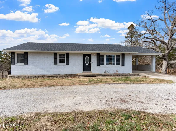 2224 S Country Club Dr, Jefferson City, MO 65109