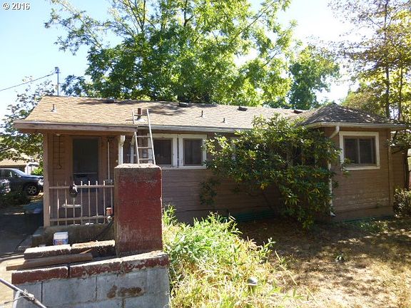 4th image of 702 SE Flint St
