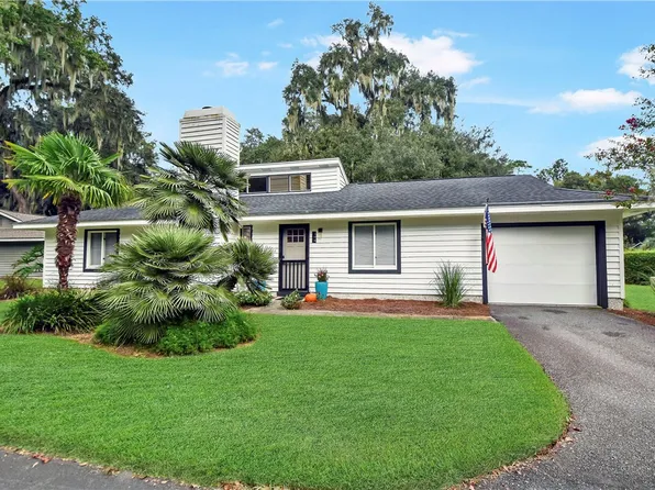 106 Palmetto Ct #6, Saint Simons Island, GA 31522