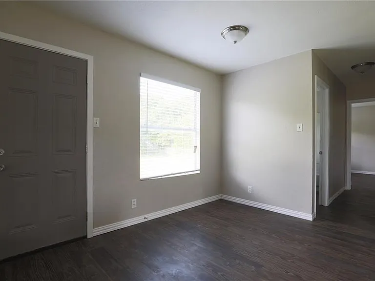 1410 Ransom St SE — Photo 16