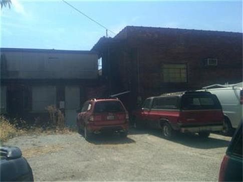 2nd image of 114 W Ash St
