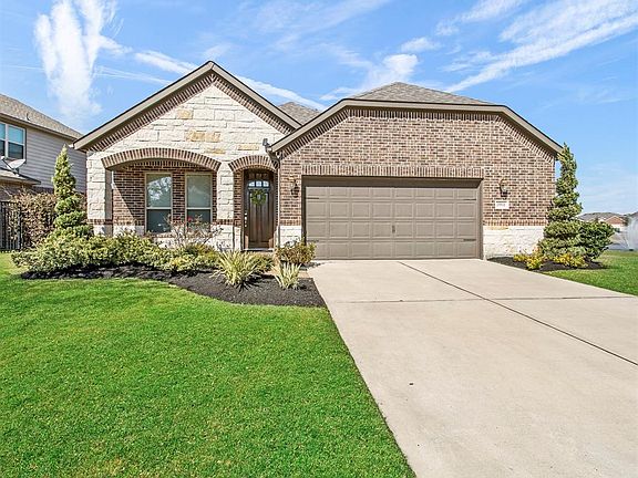 2nd image of 19910 Whistle Creek Ln