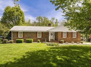 1611 Rollingwood Rd, Burlington, NC 27215