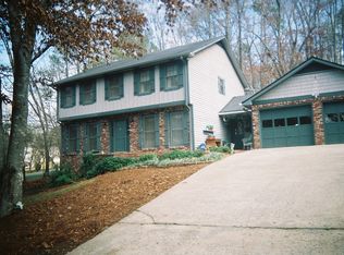 2384 Forest Green Dr, Marietta, GA 30062