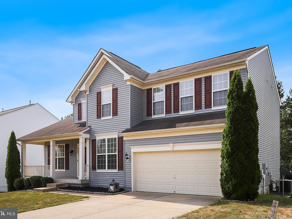 1st image of 9403 Laurel Oak Dr