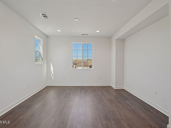 4th image of 4032 Saddle Dr