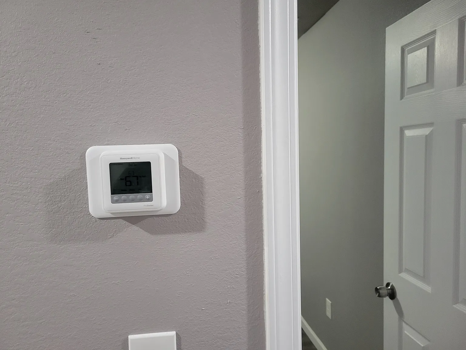 1 bed, 700 sqft, $1,200 — Photo 1