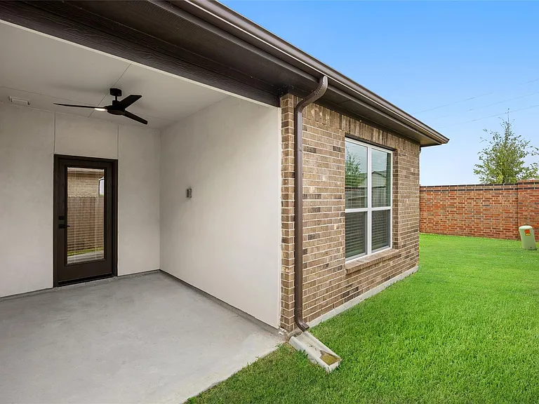 2710 Bronze Vista Dr — Photo 24
