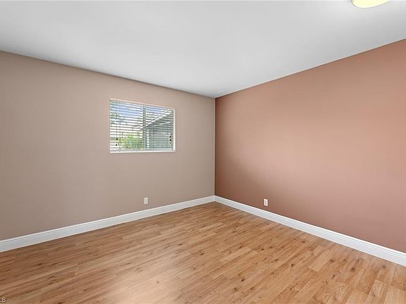 5th image of 3339 NEW SOUTH PROVINCE BLVD #1