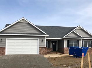 5605 Point Pelee Ct, Hamburg Twp, MI 48189