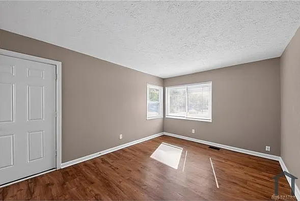 4563 Nevada Ave — Photo 6