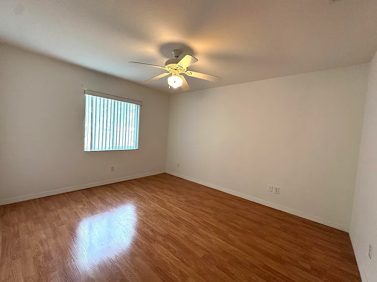 10312 SW 61st Terrace Rd — Photo 12