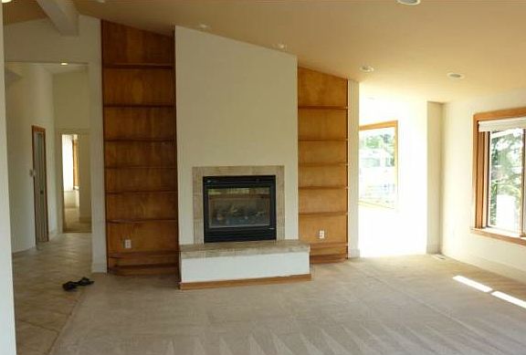 Living room - fireplace