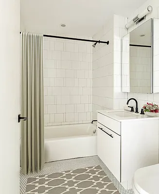 Rented by Compass | media 43