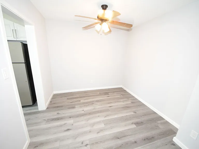 The Royalton Apartments — Photo 4