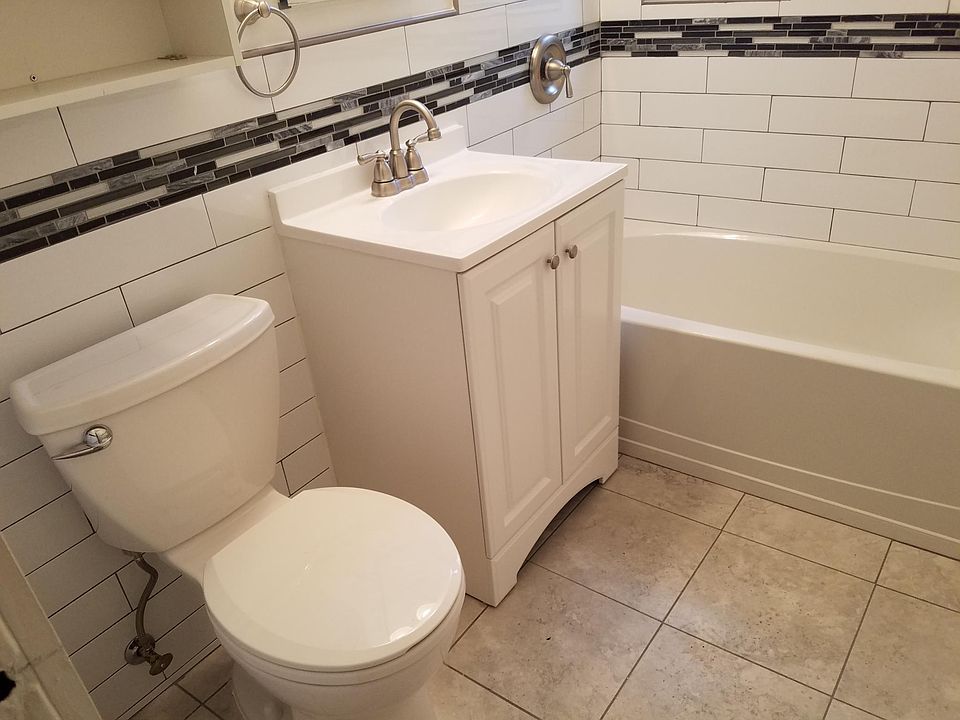 1st image of 3478 Wilson Ave APT 3D