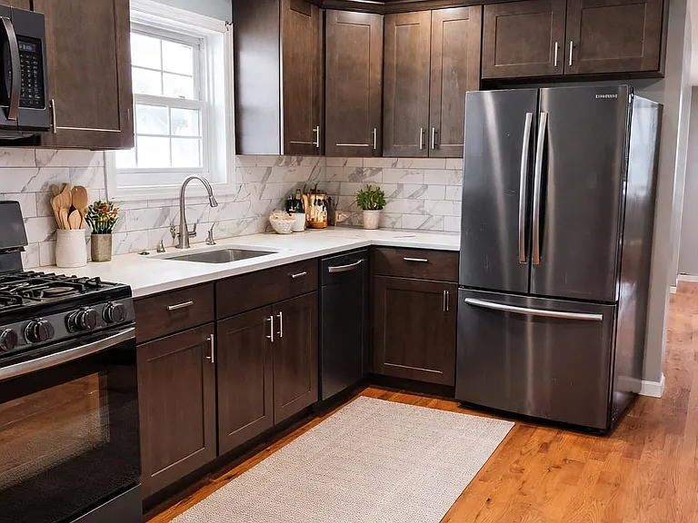 21 Rose St #1 — Photo 3