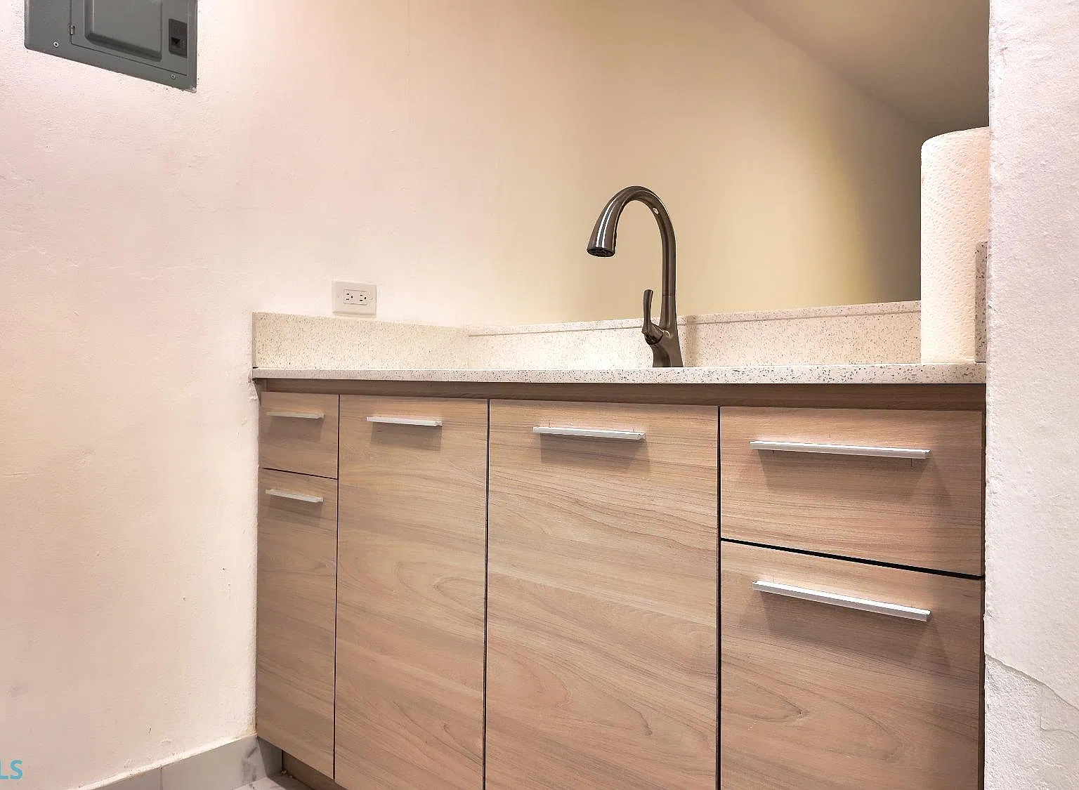 New San Juan (Condominio) — Photo 2