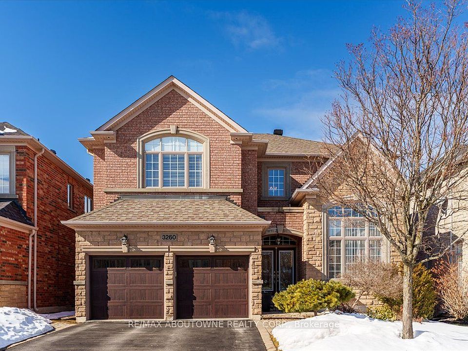 1st image of 3260 Ribble Cres