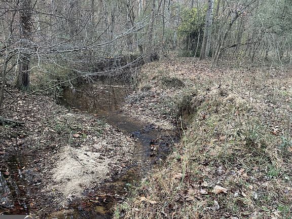 5th image of 2050 Whispering Oaks Dr