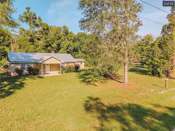 7390 NW 142nd St, Trenton, FL 32693