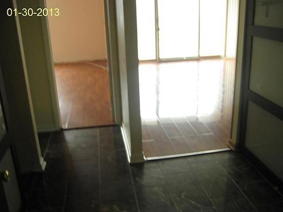 2nd image of 4838 W Howard St #302