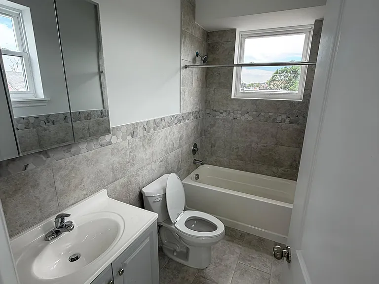 181 Munn Ave #4 — Photo 9