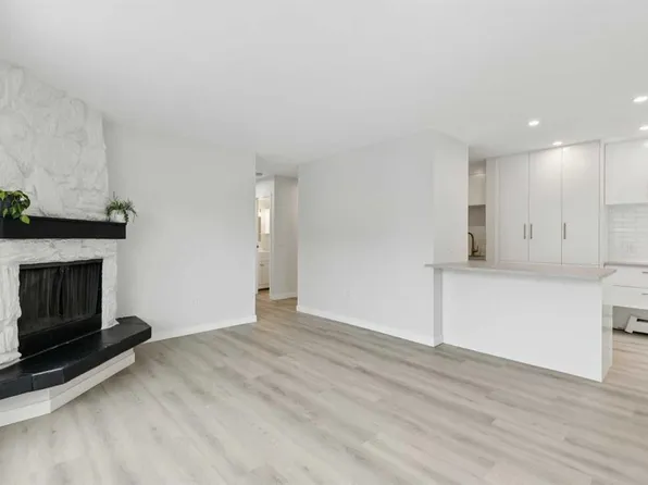 2414 14a St W #31, Calgary, AB T2T 3X3