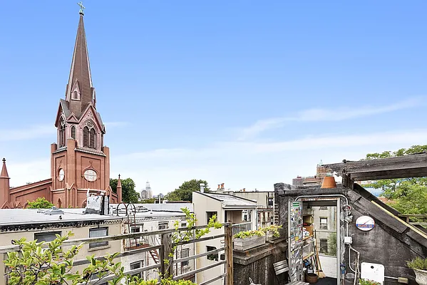 Rented by Compass | media 17