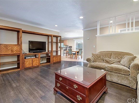 4th image of 5012 Vallecito Ave