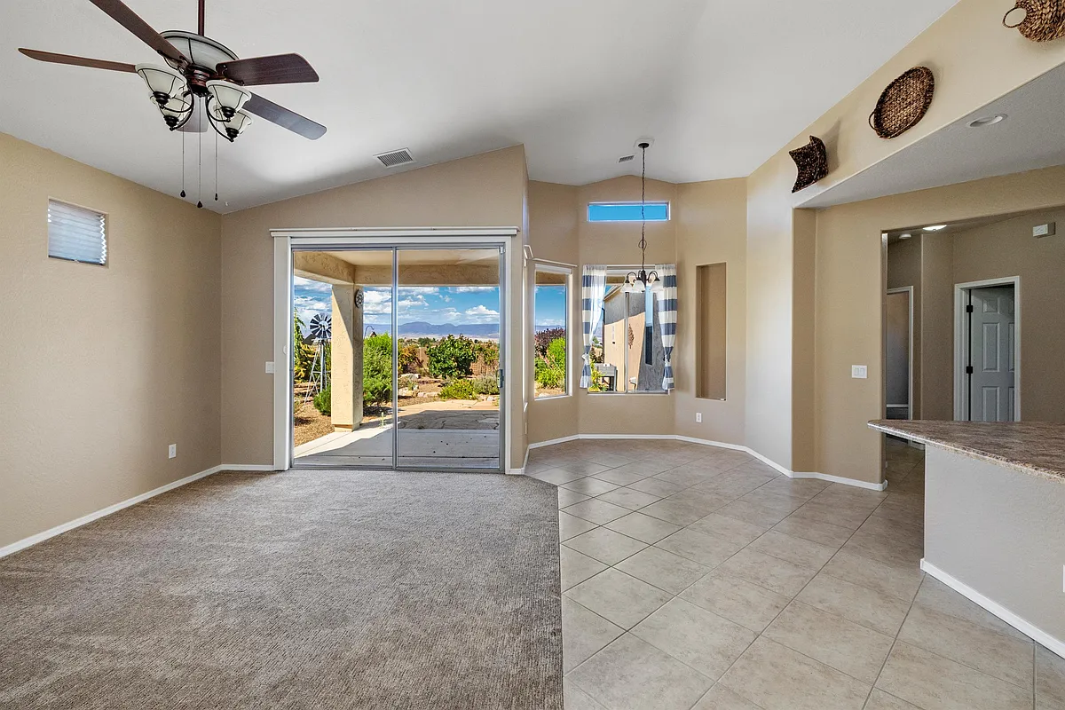 Building Photo - 1195 N Rigo Ranch Rd