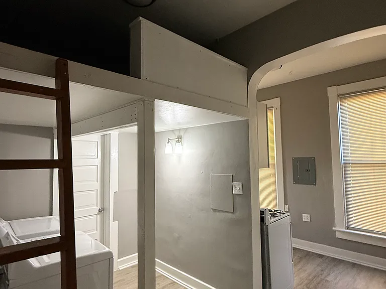 853 Columbia Ave #2 — Photo 5