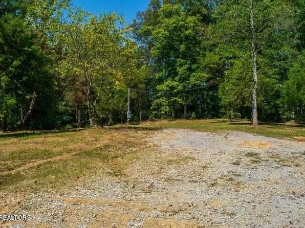 8609 Tennessee #68, Tellico Plains, TN 37385