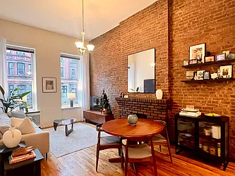 157 West 75th Street, #1A