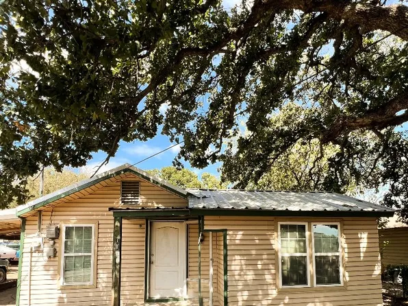 1109 SE 24th St, Mineral Wells, TX 76067