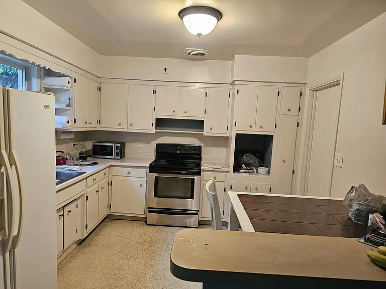 Large eat in Kitchen.