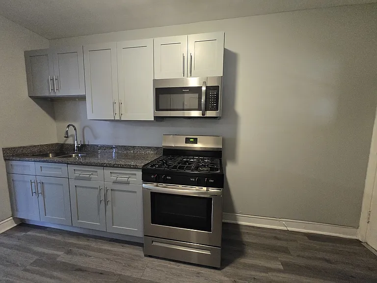 8114 S Drexel Ave #3 — Photo 18