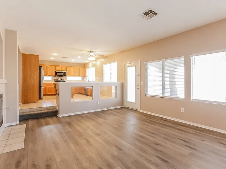 6306 Wild Strawberry Ln — Photo 4
