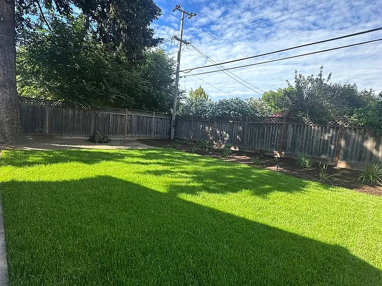 4309 Ross Ave — Photo 68