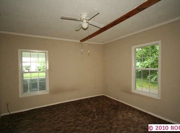 4th image of 523 W Elgin St