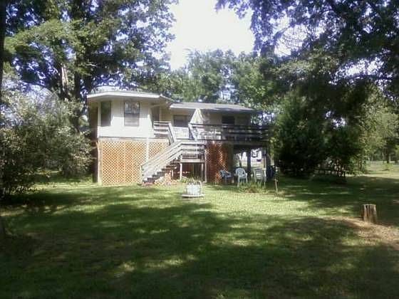 1st image of 1018 Oak Dr